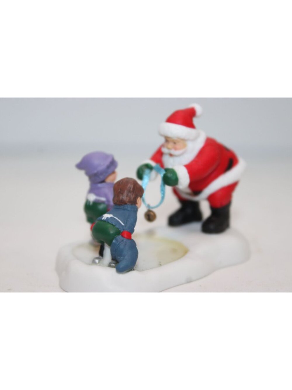 Dept 56 North Pole Village - Glacier Park Pavilion - Picture 5 of 11